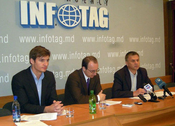 Lansarea Raportului trimestrial Euromonitor nr. 24, perioada aprilie–iunie 2012